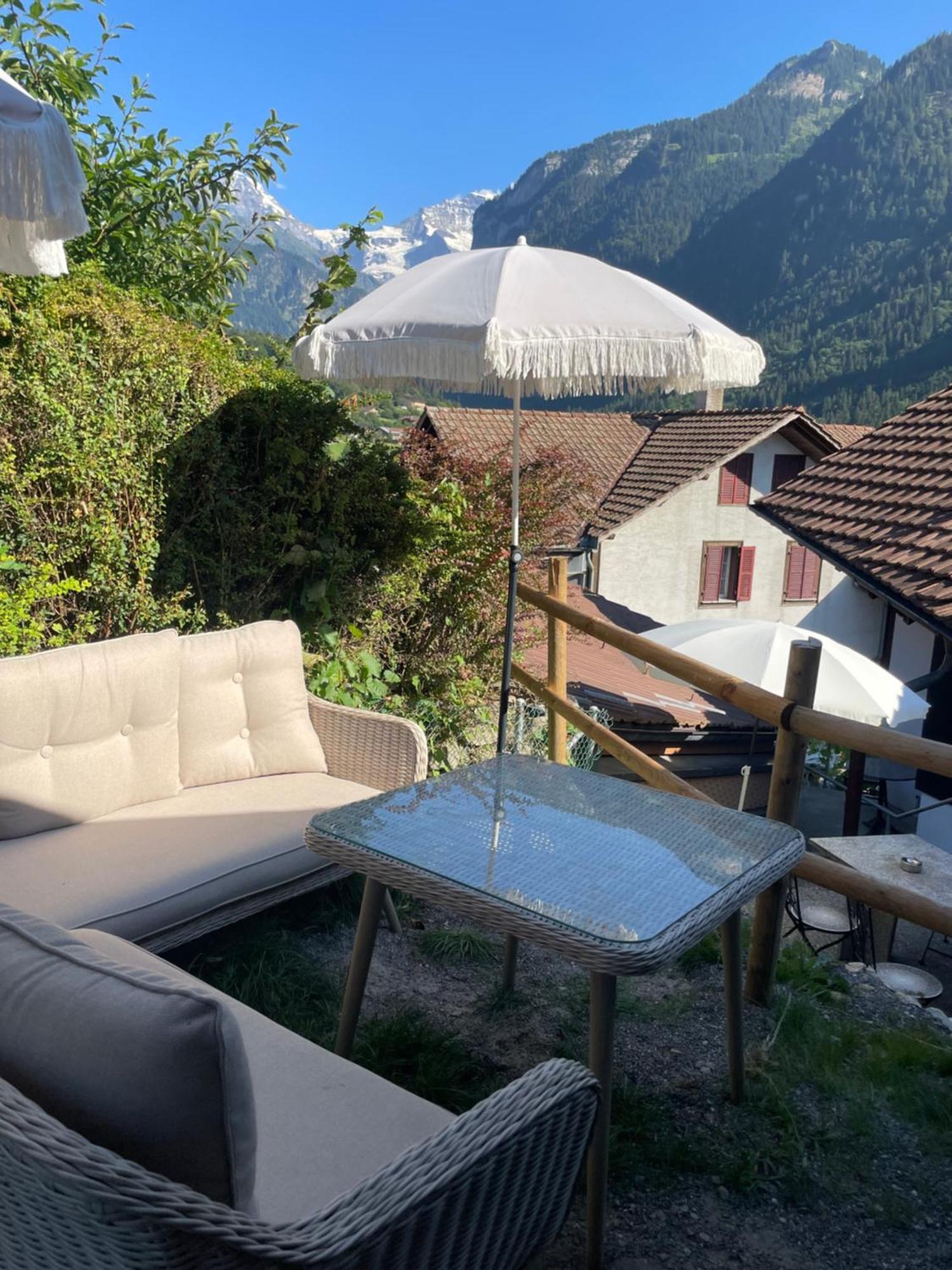 Charming Alpine Retreat By Capricorn * Gsteigwiler