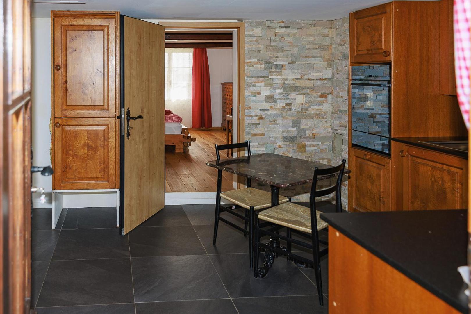 Charming Alpine Retreat By Capricorn Apartment *